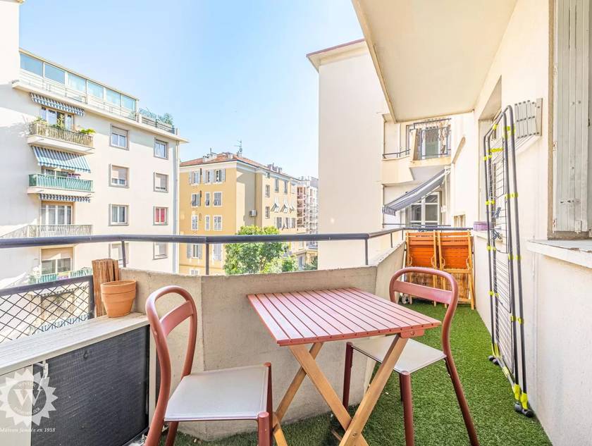 Winter Immobilier - Appartement - Nice - Fleurs Gambetta - Nice - 10813229064f89087c21b67.76732135_05b543f2d4_1920.webp-original