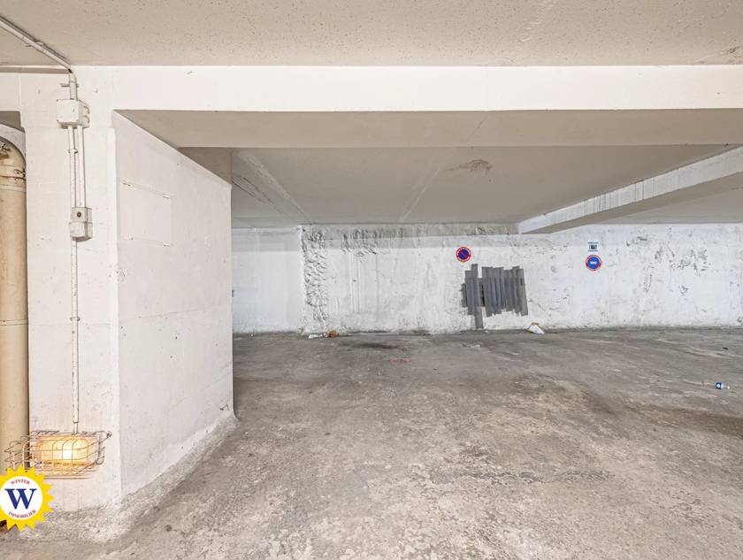 Winter Immobilier - Garage parking - Nice - Fleurs Gambetta - Nice - 20307821066c70be4e67975.27984898_1920.webp-original