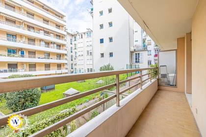 Winter Immobilier - Appartement - Nice - Fleurs Gambetta - Nice - 14303781646650af6b178218.64861136_f867ca61de_1920.webp-original