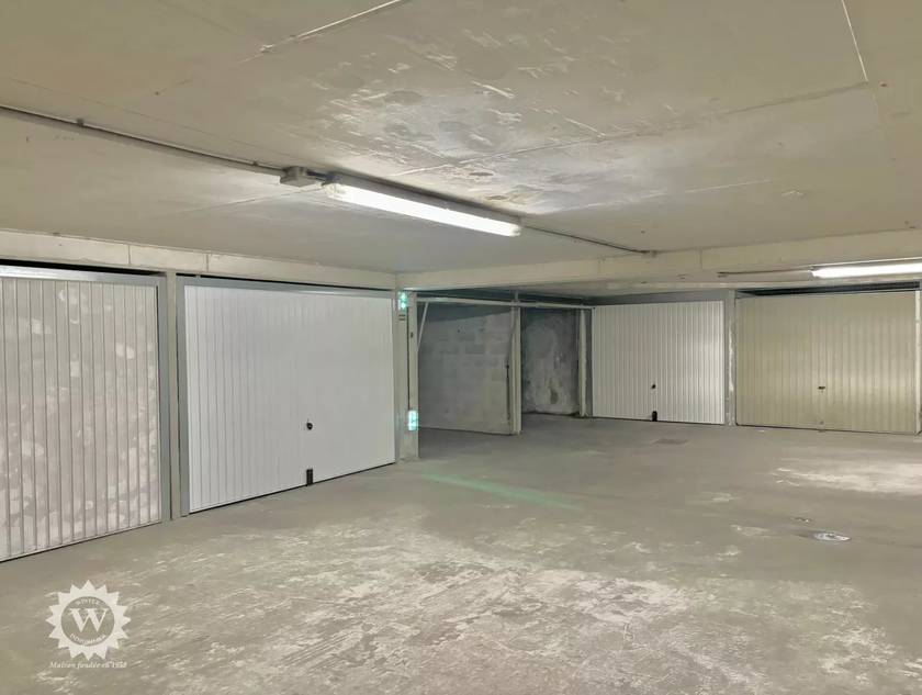 Winter Immobilier - Garage parking - Nice - Fleurs Gambetta - Nice - 1280986320667ad4b24c72e0.62833904_12d93cd52b_1920.webp-original