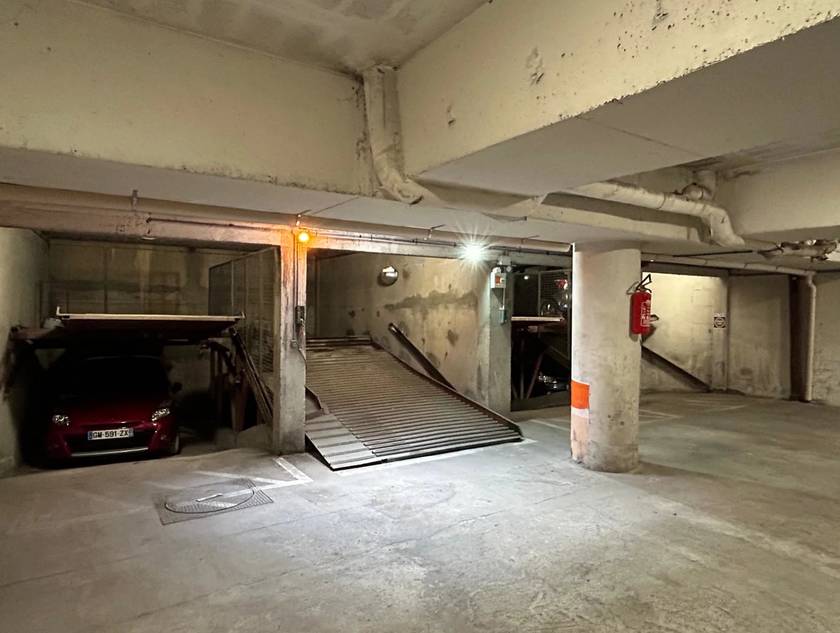 Winter Immobilier - Garage parking - Nice - Fleurs Gambetta - Nice - 147547717566968c1a9569c2.12315351_1920.webp-original