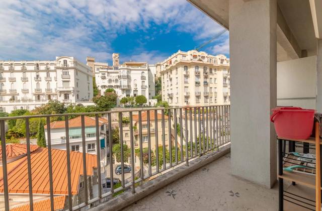 Winter Immobilier - Apartment - Nice - Fleurs Gambetta - Nice - ca97f4ff4e7fc4fb9584097347b00e13_3bf69022d6_1920